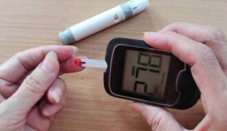Lower Blood Sugar Naturally - No Dieting Involved